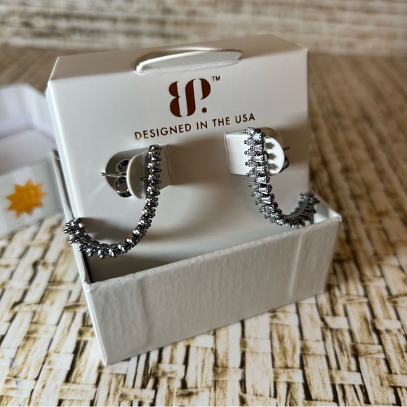 🐾 This Is Your Sign 🐾 - Picture 4 of 7